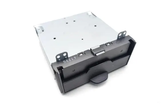 Jeep Cherokee CD/DVD changer P05091563AB CD1CU4KLV1T