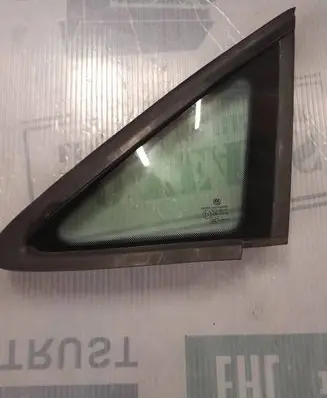 Volkswagen Touran I Front triangle window/glass 43R00048 E000255 DOT24M68AS2