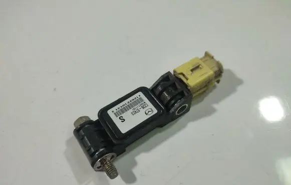 Mazda 5 Airbag deployment crash/impact sensor C23657KC0