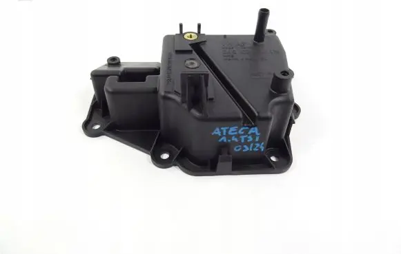 Seat Leon (1M) Oil breather separator 04E103464AM