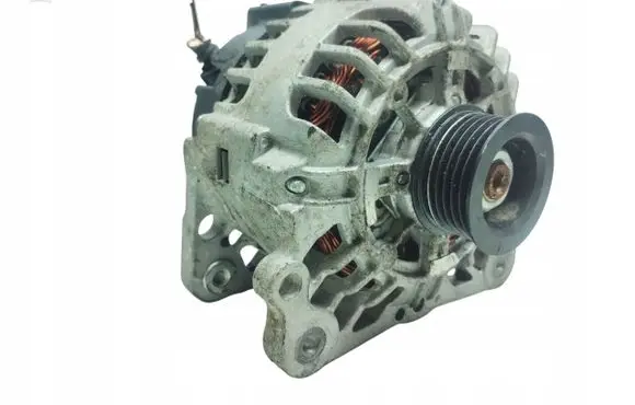 Skoda Fabia Mk2 (5J) Generator/alternator 8EL012428