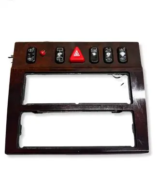 Mercedes-Benz E W210 Seat heating switch 2108200151 670305