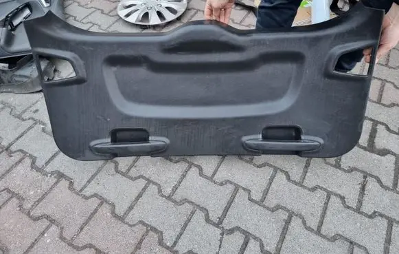 Ford Focus Tailgate trim XXXXXXXXXXXX