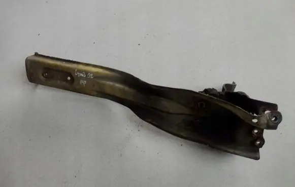 Suzuki Ignis Fender mounting bracket 7247665