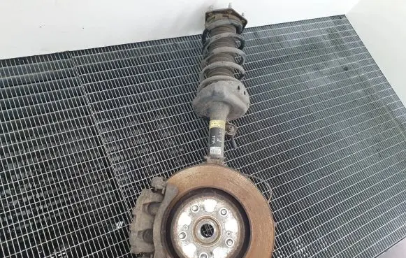 Honda CR-V Front shock absorber/damper