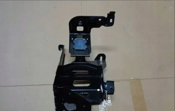 Mercedes-Benz C W204 Battery bracket A2045400440