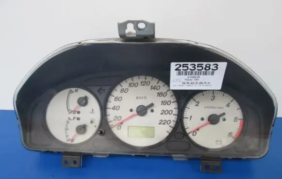 Mazda 323 Speedometer (instrument cluster)
