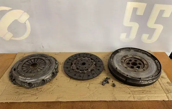 Ford Focus Clutch set kit 3082001275 66V30 000038