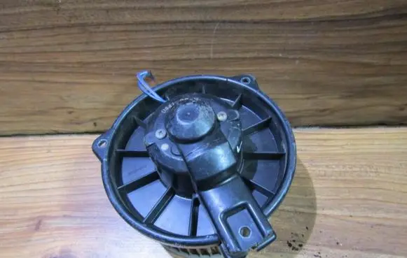 Honda Civic Heater fan/blower 1940000441