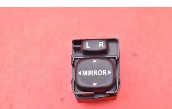 Toyota Yaris Mirror heating switch 183574