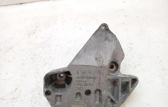 Volkswagen Golf V Engine mounting bracket 06F199207H