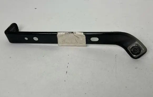 Ford Mustang VI Fender mounting bracket FR3B16C199BC