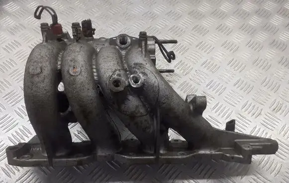 Suzuki Baleno EG Intake manifold