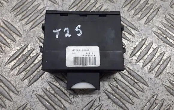 Toyota Avensis T250 Immobilizer control unit/module 89780-05040