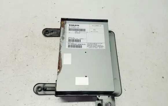 Volvo V70 Sound amplifier 31409614AA 31409622AA 34C026F