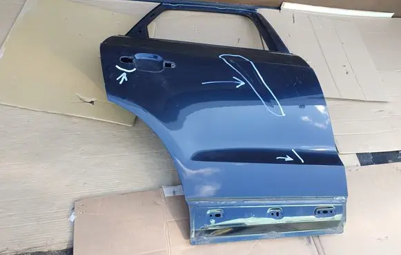 Audi Q3 8U Rear door 8U0833112A 8U0833112
