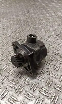 Mitsubishi Pajero Sport I Power steering pump