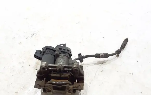 Volvo S60 Rear brake caliper 31687505