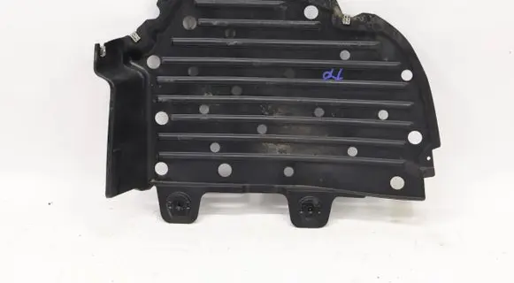 Seat Leon (5F) Engine splash shield/under tray 5F9825102B