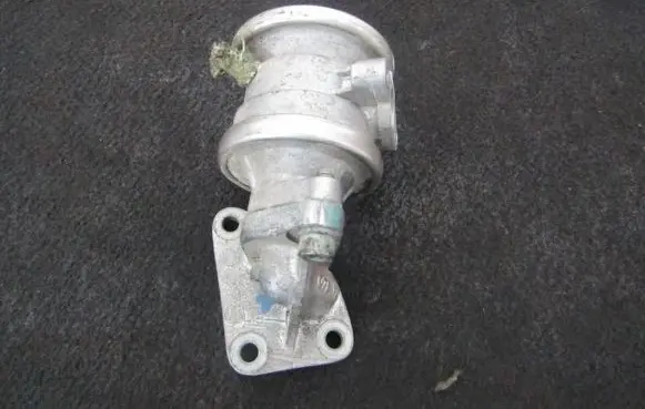 Audi A4 S4 B5 8D EGR valve 078131101f 7.22560.00