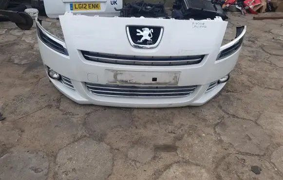 Peugeot 5008 Front piece kit LAK