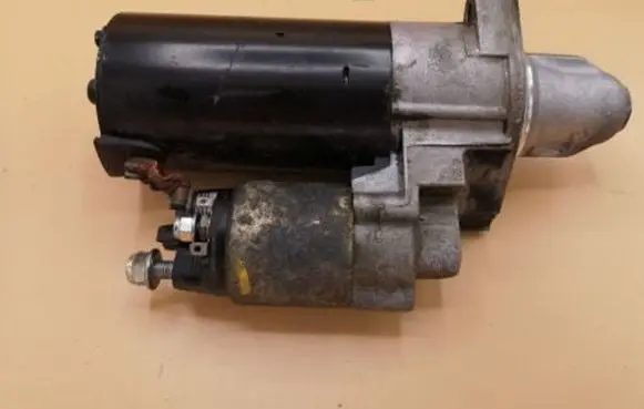 Mercedes-Benz ML W164 Starter motor 0001115049 A0061514101