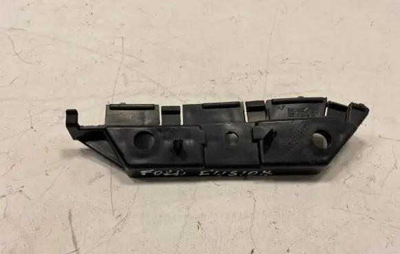 Ford Mondeo MK V Front bumper mounting bracket DS7317D958 MD556