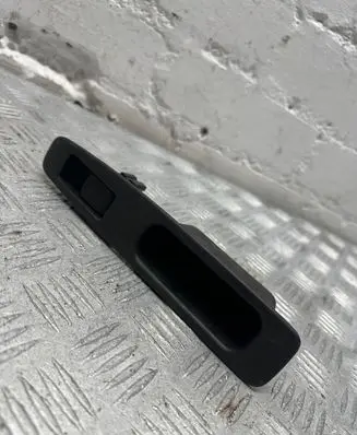 Nissan Qashqai+2 Electric window control switch 25411JD000