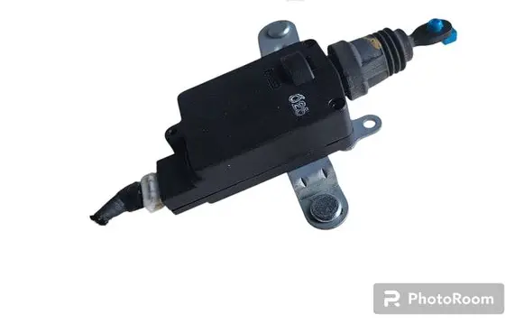 Hyundai Santa Fe Tailgate boot lock/latch motor 