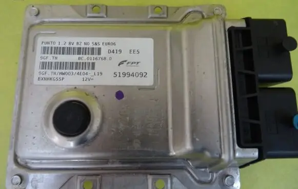 Fiat Grande Punto Engine control unit/module 51994092 61146901
