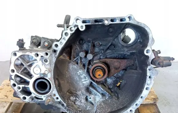 Toyota RAV 4 (XA20) Manual 5 speed gearbox 