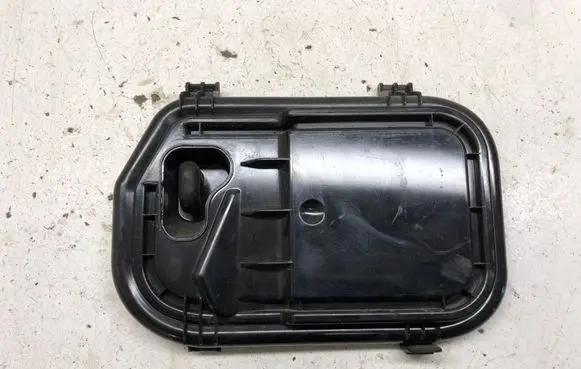 Audi A6 S6 C6 4F Headlight/headlamp dust cover 