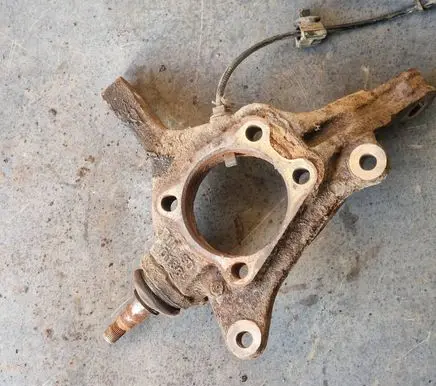 Subaru Outback Front wheel hub spindle knuckle