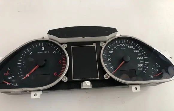 Speedometer (instrument cluster)