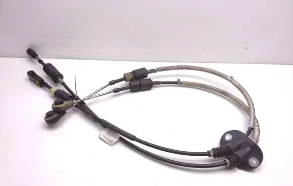 Volvo S60 Gear shift cable linkage 30783386
