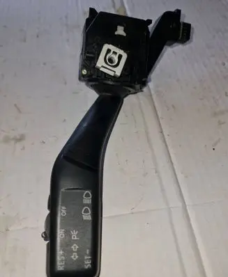 Volkswagen Caddy Indicator stalk 1K0953513 NP80H013C