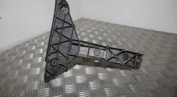 Volkswagen II LT Front bumper mounting bracket 2D0807135