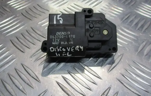 Land Rover Discovery Central body control module 063700-6870