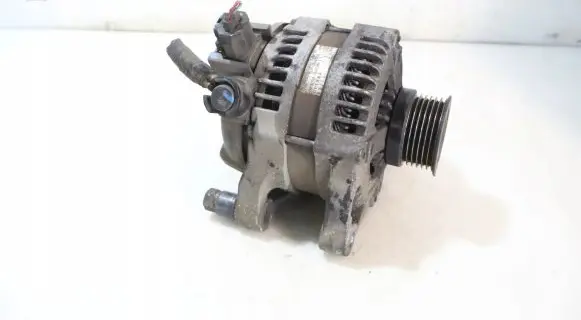 Volvo S40 Generator/alternator 30667068