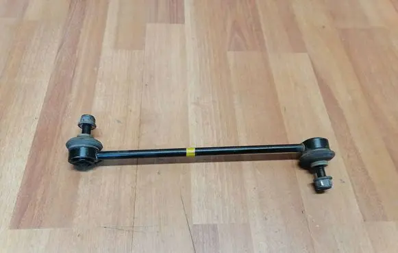 Front anti-roll bar/stabilizer link