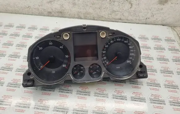 Volkswagen PASSAT B6 Speedometer (instrument cluster) 3C0920851MX