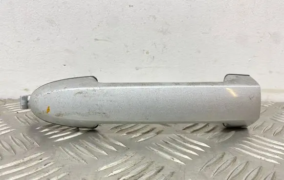 Hyundai Santa Fe Front door exterior handle