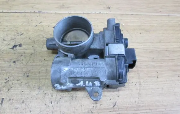 Peugeot 307 Throttle valve 9647925480