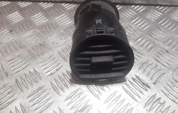 Volkswagen Caddy Dash center air vent grill 2K0819703B