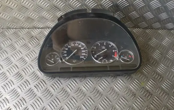BMW 5 E39 Speedometer (instrument cluster) 6906124 62116906124
