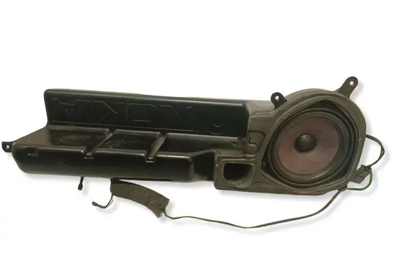 Audi A8 S8 D2 4D Front door speaker 4D0035381