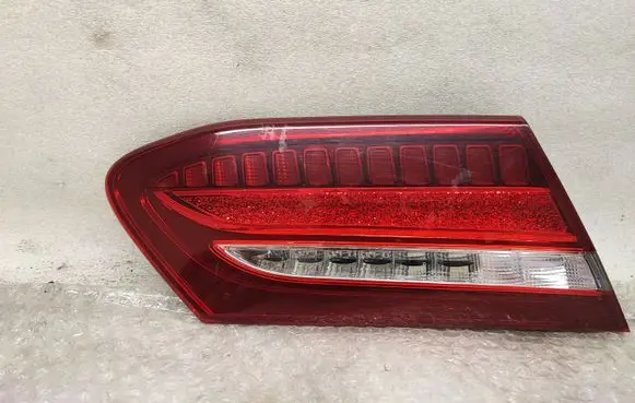 Mercedes-Benz E W238 Tailgate rear/tail lights 638341
