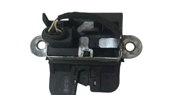 Volkswagen Golf V Tailgate/trunk/boot lock/catch/latch 1K6827505E