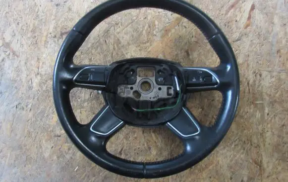 Audi A4 S4 B8 8K Steering wheel