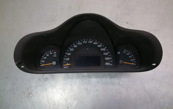 Mercedes-Benz C W203 Speedometer (instrument cluster) 88311323